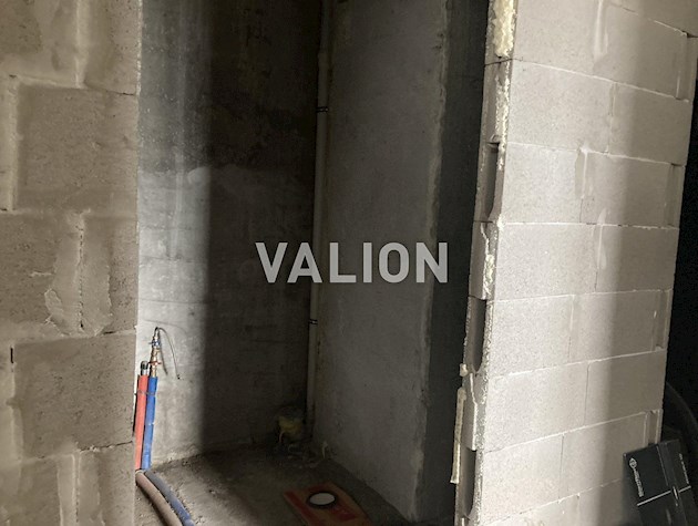 Продажа 2к квартиры Голосеевский район Лысогорский спуск, 20.