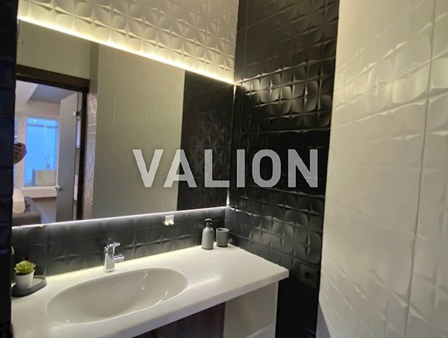 Продаётся 2к квартира в ЖК 4 сезона ул. Максимовича Михайла 3Г