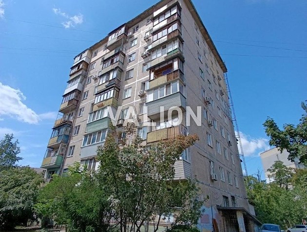 БЕЗ %! Продается 3-комнатная квартира, бульвар Верховного Совета 19-Б. Днепровский район, Соцгород, метро Дарница, Левый берег.