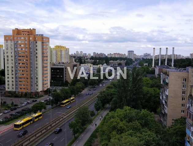 Продам 2х ЖК Современній квартал, Гузара 15