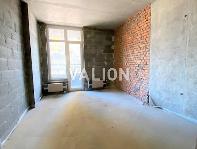 Продажа 3-х ком. квартиры. Без комиссии. ЖК Медовый. Рядом с озёрами.