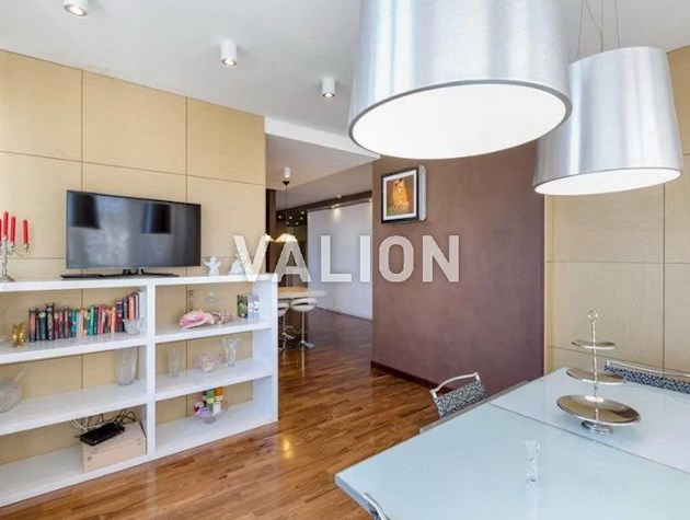 Продажа 4к квартиры с дизайнерским ремонтом, ул. Мокрая (Кудряшова) 20, ЖК Времена года