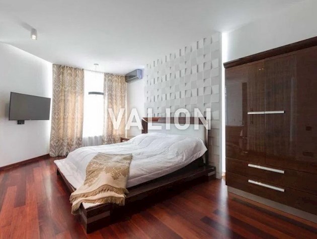 Продажа 4к квартиры с дизайнерским ремонтом, ул. Мокрая (Кудряшова) 20, ЖК Времена года