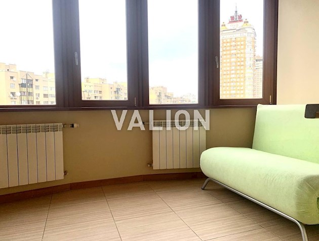 Продаж просторої 3-кімнатної квартири 108м2 по вул. Лук’яненко Левка (Тимошенко), 21, м. Мінська.