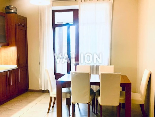 Продаж просторої 3-кімнатної квартири 108м2 по вул. Лук’яненко Левка (Тимошенко), 21, м. Мінська.