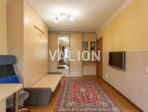 Подам1к квартиру на Печерську, вул. Бойчука 26.