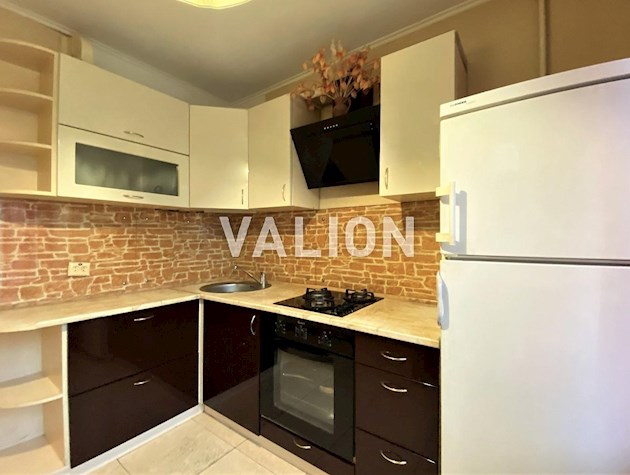 Продажа. Без комиссии. 1-но ком. кв. Пр-т Правды,3. Виноградарь.