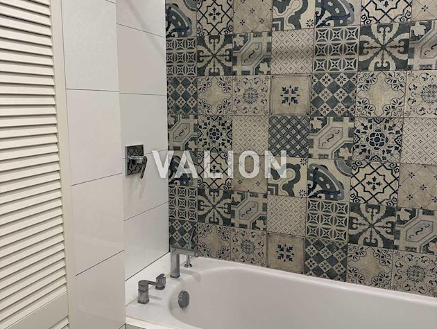 Продается 2к квартира, Дарницкий район, Гмири Бориса 17, с дизайнерским ремонтом, без %