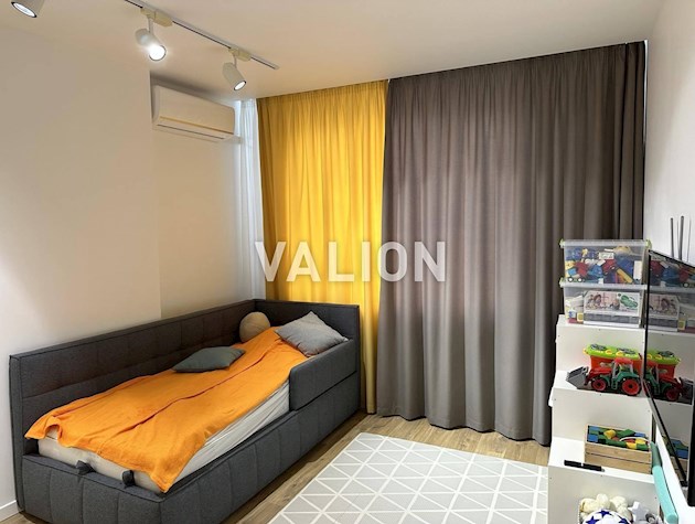 Продается 2к квартира, Дарницкий район, Гмири Бориса 17, с дизайнерским ремонтом, без %