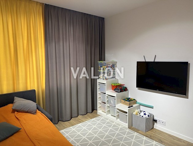 Продается 2к квартира, Дарницкий район, Гмири Бориса 17, с дизайнерским ремонтом, без %