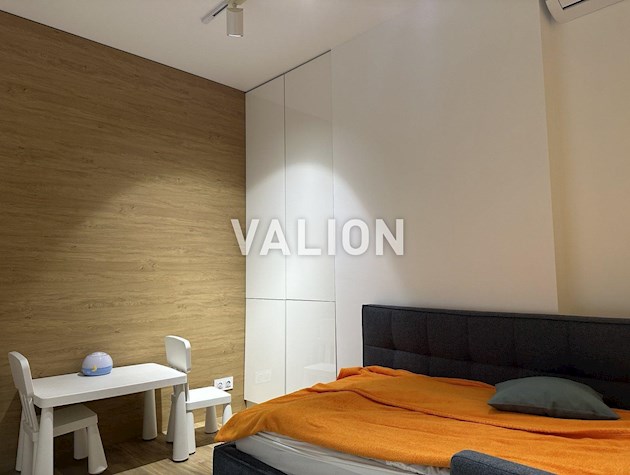 Продается 2к квартира, Дарницкий район, Гмири Бориса 17, с дизайнерским ремонтом, без %