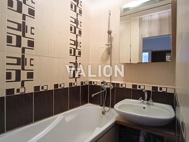 Продаж 3 кімнатної квартири Корольова, 3а, Святошинський район, Борщагівка. Без%.