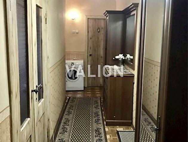 Продается 4 — комнатная на переулке Качуровского Игоря (Руднева), 1, Дарницкий район