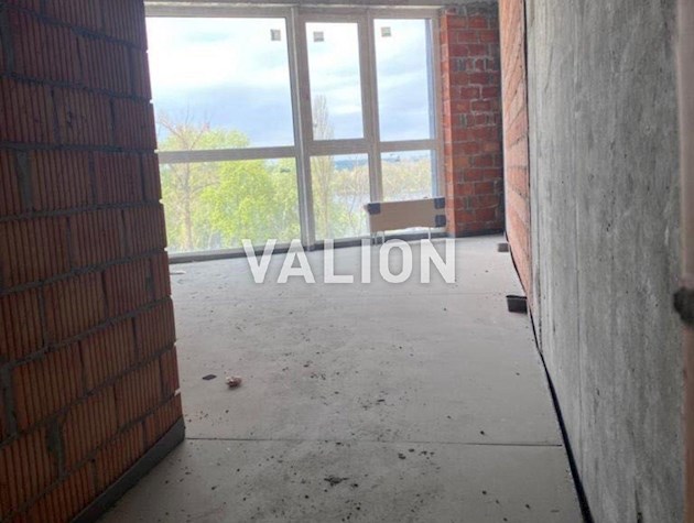 Продаю 2к ЖК Заречный 7 дом Славутич