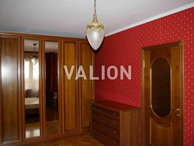 Продается 2-комнатная квартира на ул. Бориса Гмыри, 9-В.