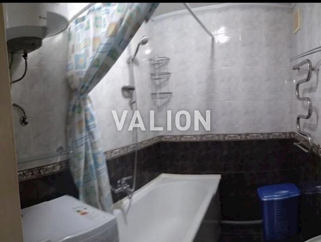 4 комнатная, метро Лукьяновская, ул. Половецкая 16