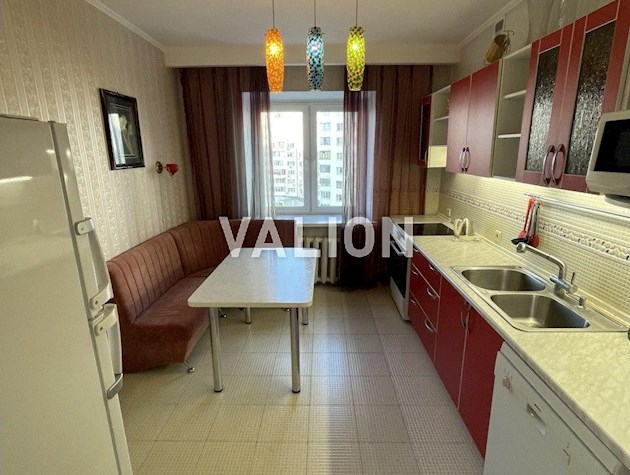 Продажа 3-к квартиры с ремонтом, пр. Бажана, 26, м. Позняки