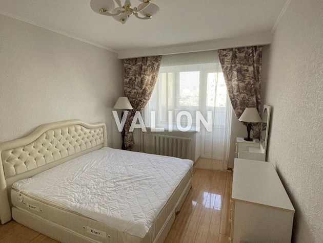 Продажа 3-к квартиры с ремонтом, пр. Бажана, 26, м. Позняки