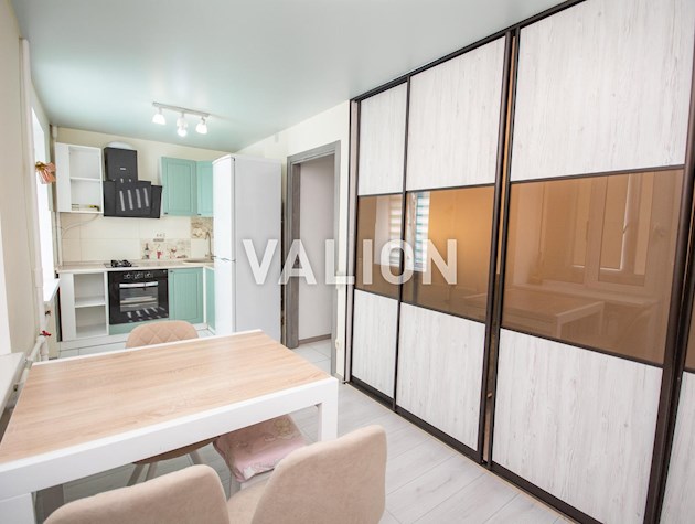 3-х комнатная квартира, ул. Заболотного, 142, Теремки