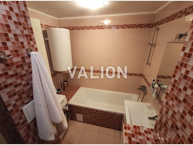 Продажа 3-х комнатной квартиры на Оболони в 5-ти минутах пешком до метро Героев Днепра.