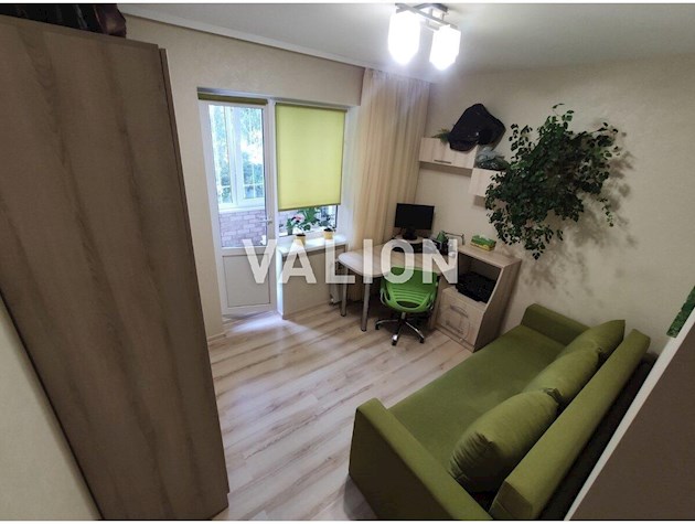 Продажа 3-х комнатной квартиры на Оболони в 5-ти минутах пешком до метро Героев Днепра.