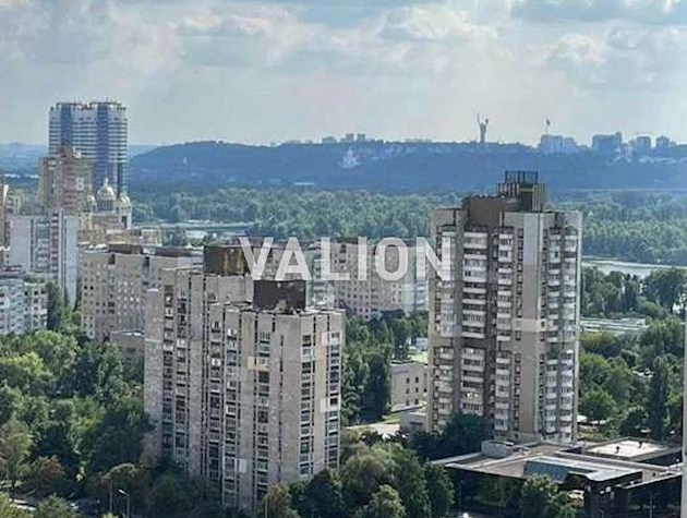 Продаж 3-кімнатної квартири в ЖК Каховська