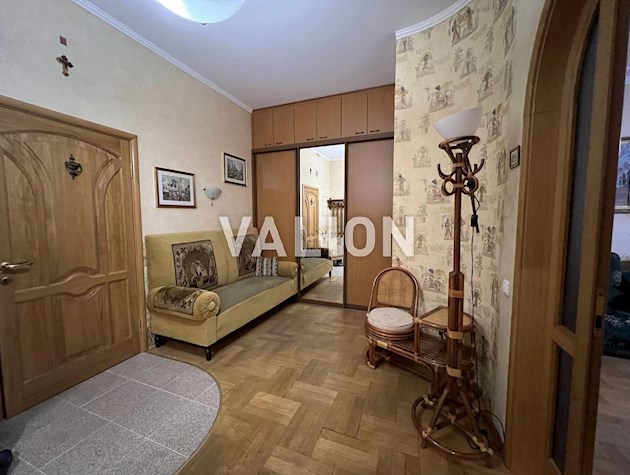 Продаж 1к квартири вул. Панаса Мирного 17 біля метро Кловська/Печерський/Центр Без комісії