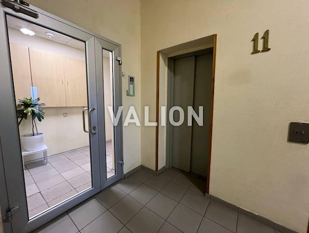 Продаж 1к квартири вул. Панаса Мирного 17 біля метро Кловська/Печерський/Центр Без комісії