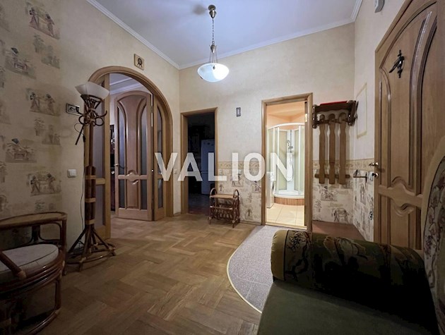 Продаж 1к квартири вул. Панаса Мирного 17 біля метро Кловська/Печерський/Центр Без комісії