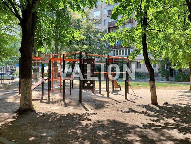 Продаж 3к квартири вул.Лятошинського 14б Теремки 2