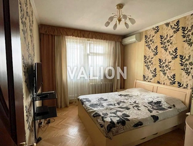 Продажа 3 комнатной квартиры с ремонтом ул.Пулюя, 5б. Соломенский р-н