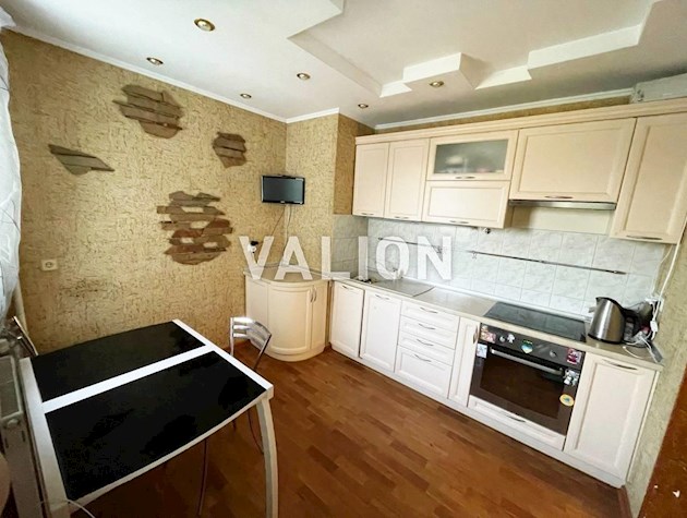 Продажа 3 комнатной квартиры с ремонтом ул.Пулюя, 5б. Соломенский р-н