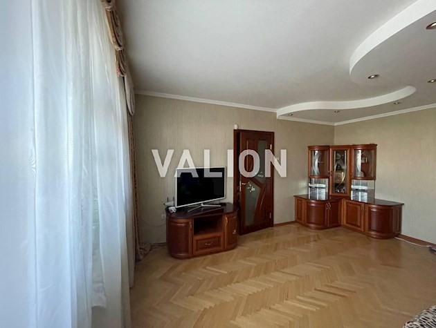 Продажа 3 комнатной квартиры с ремонтом ул.Пулюя, 5б. Соломенский р-н