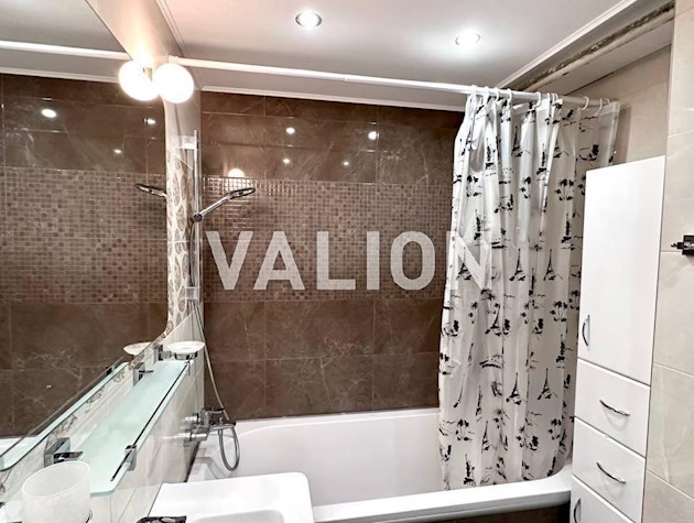 Продається 2квартира по вул. Січових Стрільців (Артема), 53