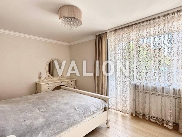 Продається 2квартира по вул. Січових Стрільців (Артема), 53