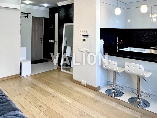 Продається 2квартира по вул. Січових Стрільців (Артема), 53