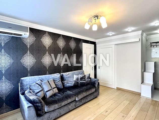 Продається 2квартира по вул. Січових Стрільців (Артема), 53