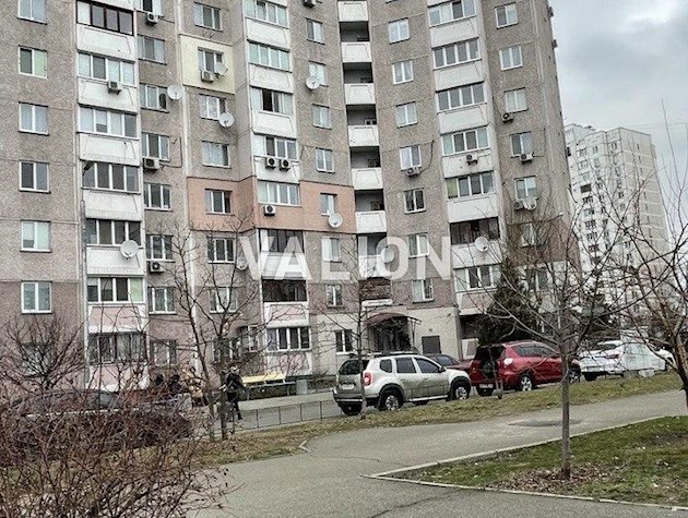 Продаж 3-х квартири вул. Радунська 9б