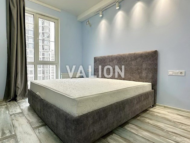 Продажа 1 комнатной квартиры 36.1 м2. Голосеевский район, улица Максима Максимовича 28д метро Васильковская