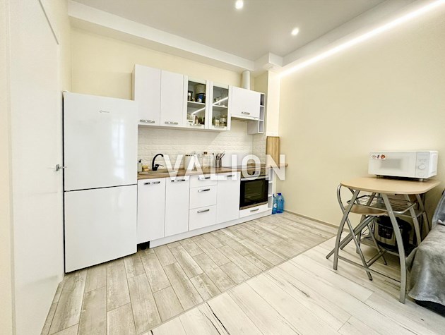 Продажа 1 комнатной квартиры 36.1 м2. Голосеевский район, улица Максима Максимовича 28д метро Васильковская