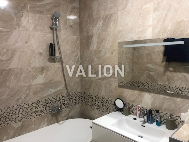 Продажа 2- к квартиры ул. Сечевих Стрельцов 52