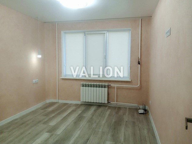 Продам 3 комнатную квартиру. . Патриотов 98