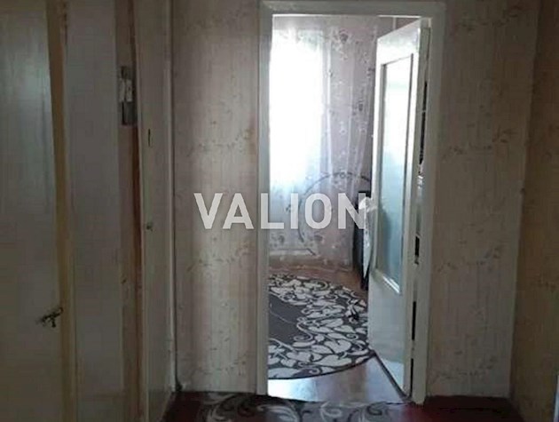 Продажа трехкомнатной квартиры по ул. Сержа Лифаря, 17.