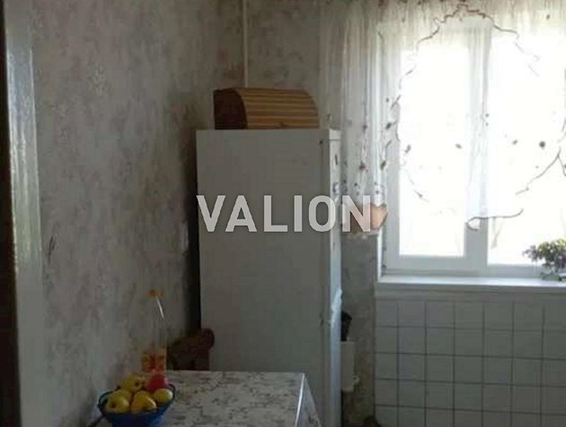 Продажа трехкомнатной квартиры по ул. Сержа Лифаря, 17.