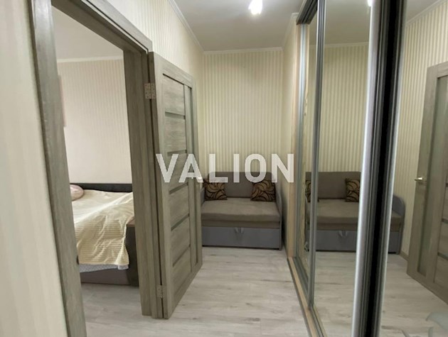 Продам однокімнатну квартиру з ремонтом, вул. Климентія Квітки (Макаренка) 1а. ДВРЗ, Лівий берег.