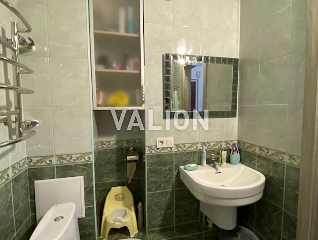 Продам однокімнатну квартиру з ремонтом, вул. Климентія Квітки (Макаренка) 1а. ДВРЗ, Лівий берег.