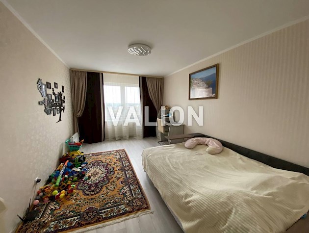 Продам однокімнатну квартиру з ремонтом, вул. Климентія Квітки (Макаренка) 1а. ДВРЗ, Лівий берег.