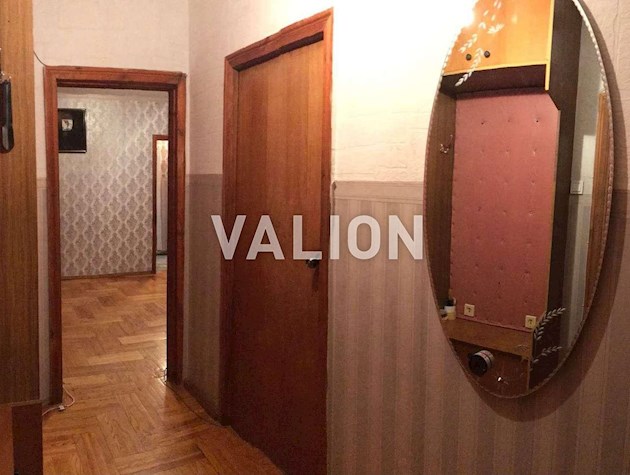 Продажа 4-комнатная квартира ул. Александры Экстер, дом. 12