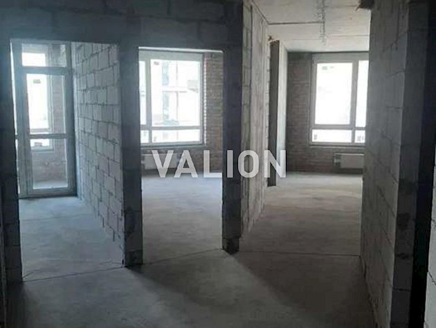 Продаж двокімнатної квартири по вул. Дніпровська набережна 15-К