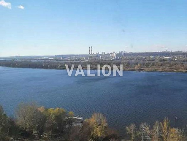 Продаж двокімнатної квартири по вул. Дніпровська набережна 15-К